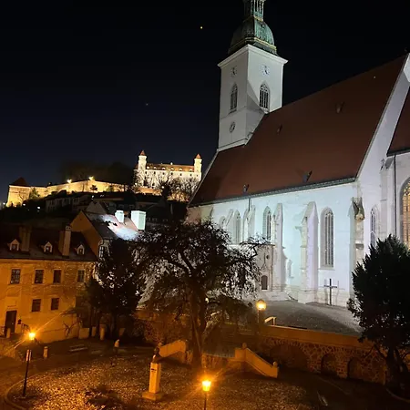 Csaky Palace 11 Appartamento *