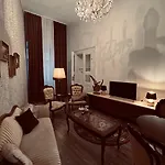 아파트 Csaky Palace 11