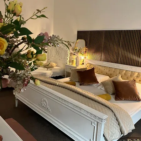 Csaky Palace 11 براتسيلافا